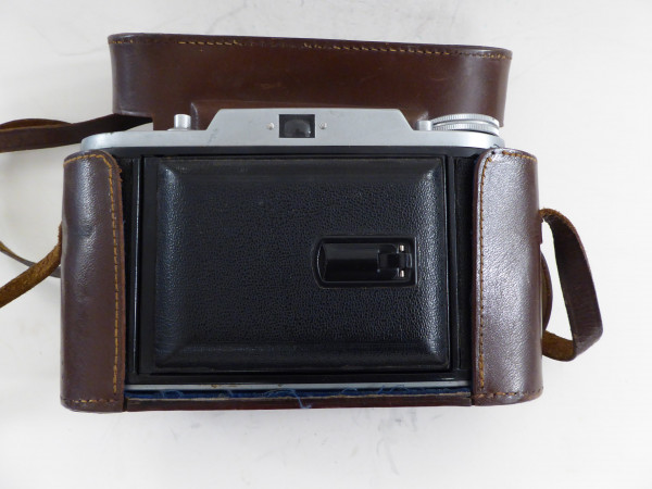 Voigtländer Bessa I mit Vascar 1:4,5 / 105 mm mit Tasche