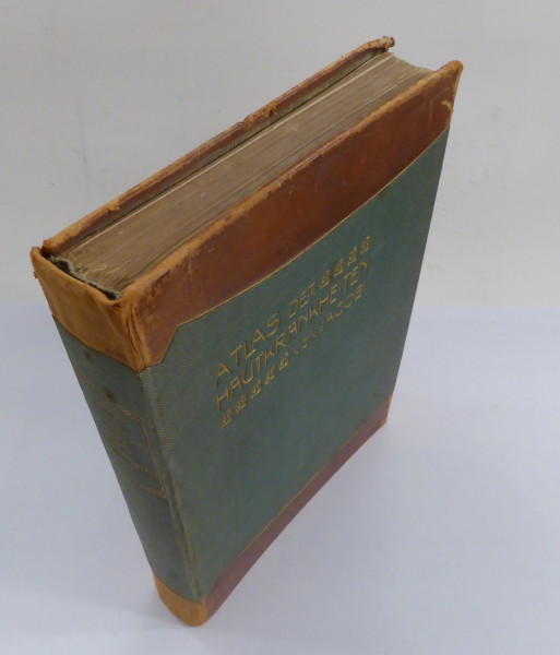 Atlas der Hautkrankheiten 1904