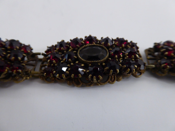 Antiker Armreif aus sechs Elementen