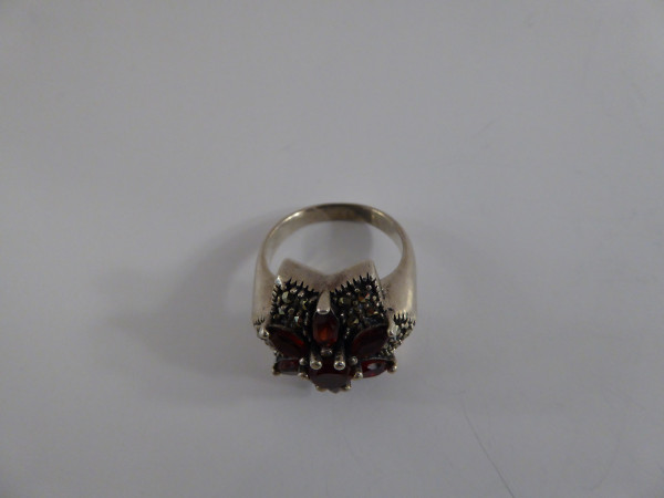 Granat-Ring in Silber