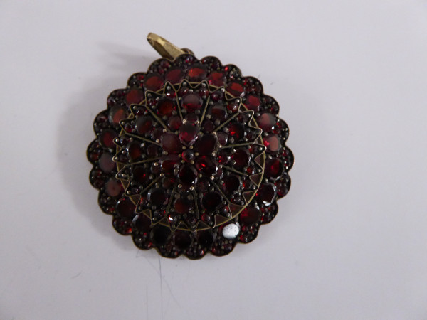 Antiker Granatanhänger, ca. 1880