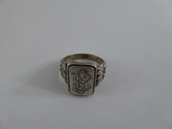 Silberring mit Initialen "SB"