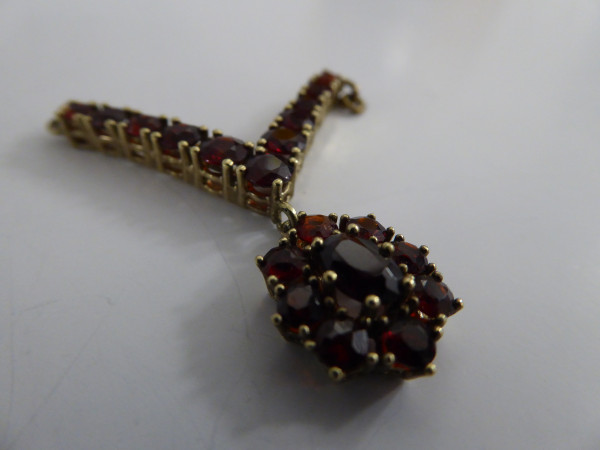 Antiker Teil einer Granatkette, ca.1870