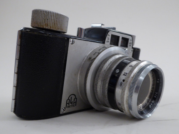 Akarette mit Xenar 1:3,5